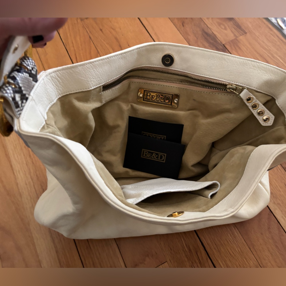 Be & D Off White Leather Clutch with Studded Snakeskin and Gold Hardware Handle. - Picture 6 of 8